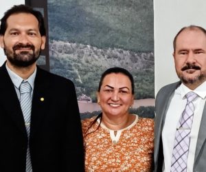 {"source_type":"vicut","data":{"client_key":"aw889s25wozf8s7e","source_type":"vicut","source_platform":"mobile_2","appVersion":"16.9.0","enterFrom":"home_draft","os":"android","product":"vicut","editType":"image_edit","region":"BR","picture_id":"N1EG3LZT-YIPK-EW6L-PR4U-515EVBGGAO7K","pictureId":"N1EG3LZT-YIPK-EW6L-PR4U-515EVBGGAO7K","capability_name":"capcut_photo_editor,capcut_image_smart_lighting"},"tiktok_developers_3p_anchor_params":"{"client_key":"aw889s25wozf8s7e","source_type":"vicut","source_platform":"mobile_2","appVersion":"16.9.0","enterFrom":"home_draft","os":"android","product":"vicut","editType":"image_edit","region":"BR","picture_id":"N1EG3LZT-YIPK-EW6L-PR4U-515EVBGGAO7K","pictureId":"N1EG3LZT-YIPK-EW6L-PR4U-515EVBGGAO7K","capability_name":"capcut_photo_editor,capcut_image_smart_lighting"}"}